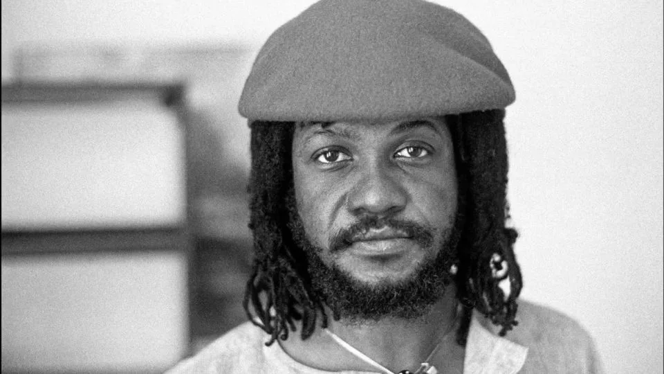 Muere el baterista y productor Sly Dunbar, mitad del dúo Sly & Robbie