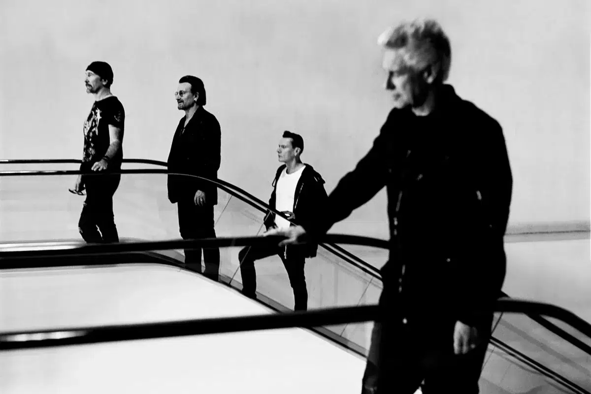U2 estrena su versión de «Yeah Yeah Yeah Yeah Yeah» de The Pogues